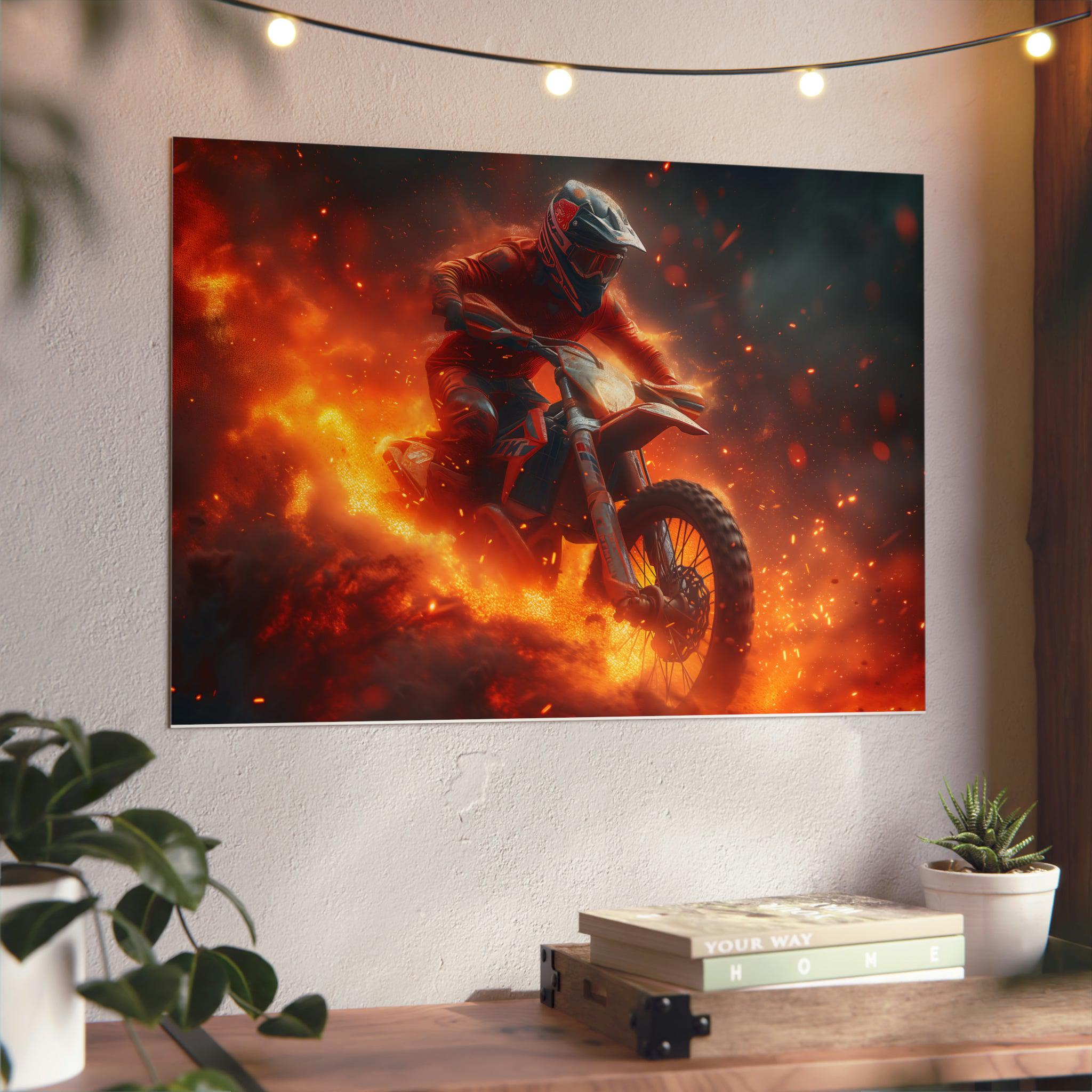 Bild auf Aluminium mit Motorradfahrer und Feuer im Hintergrund